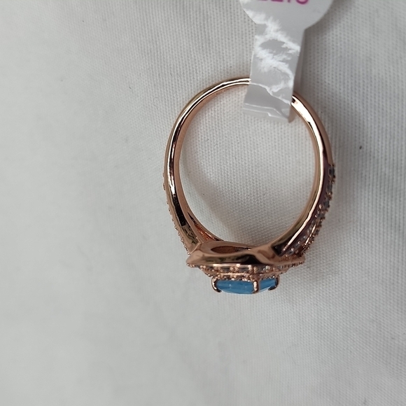 πNWT AQUA BLUE QUARTZ RINGπ - Picture 11 of 12